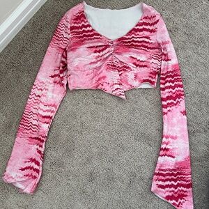 Long sleeve crop top